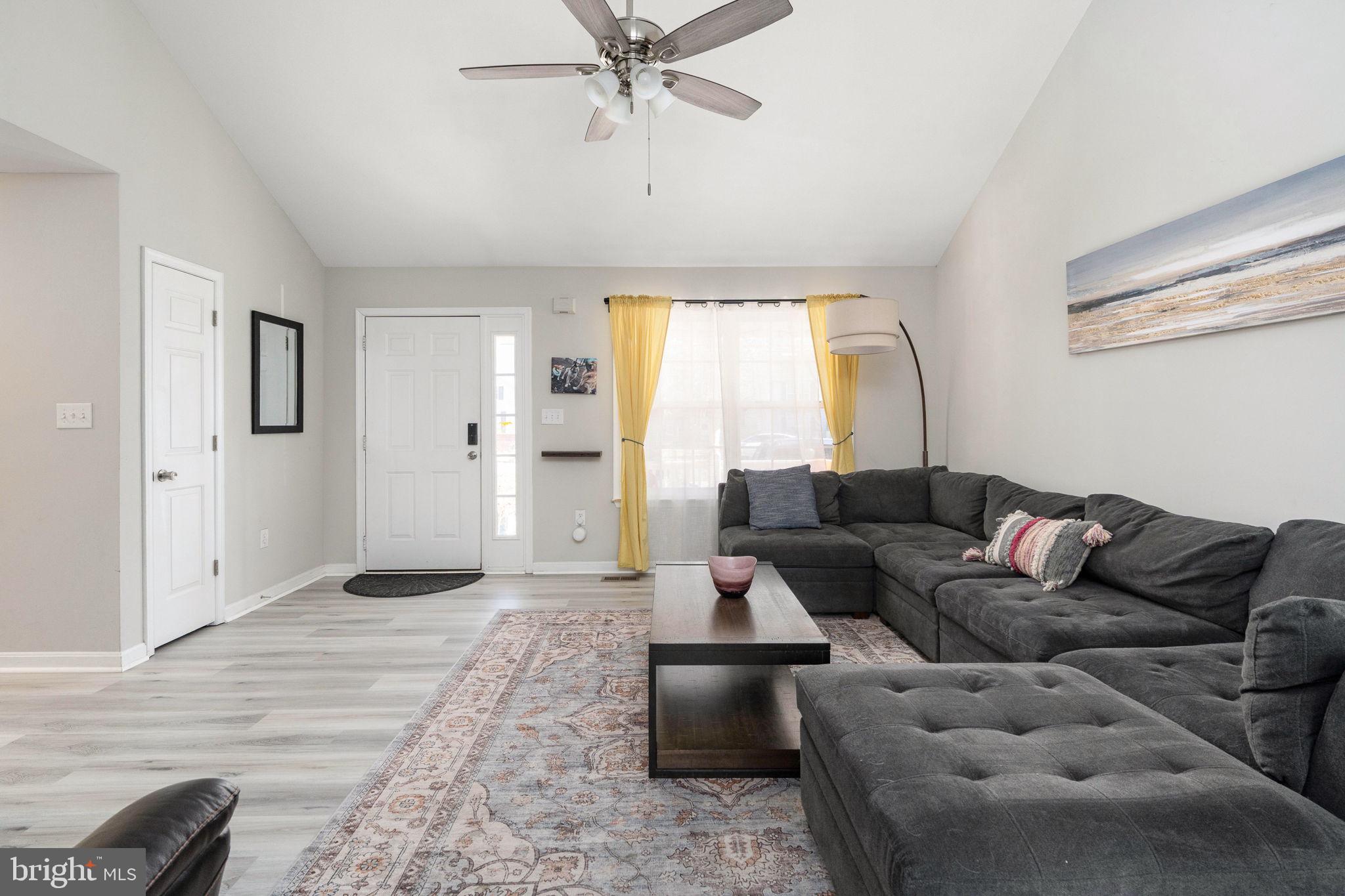 219 SANTA MARIA AVENUE