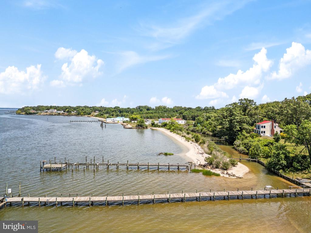 20947 RIDGE ROAD