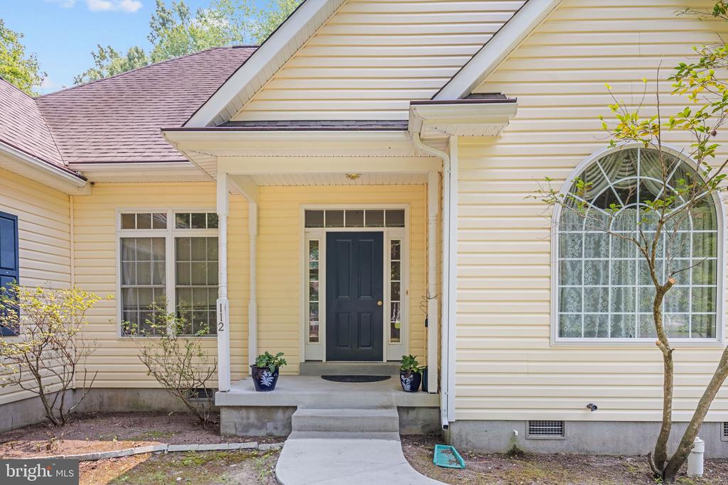 112 STRATFORD CIRCLE