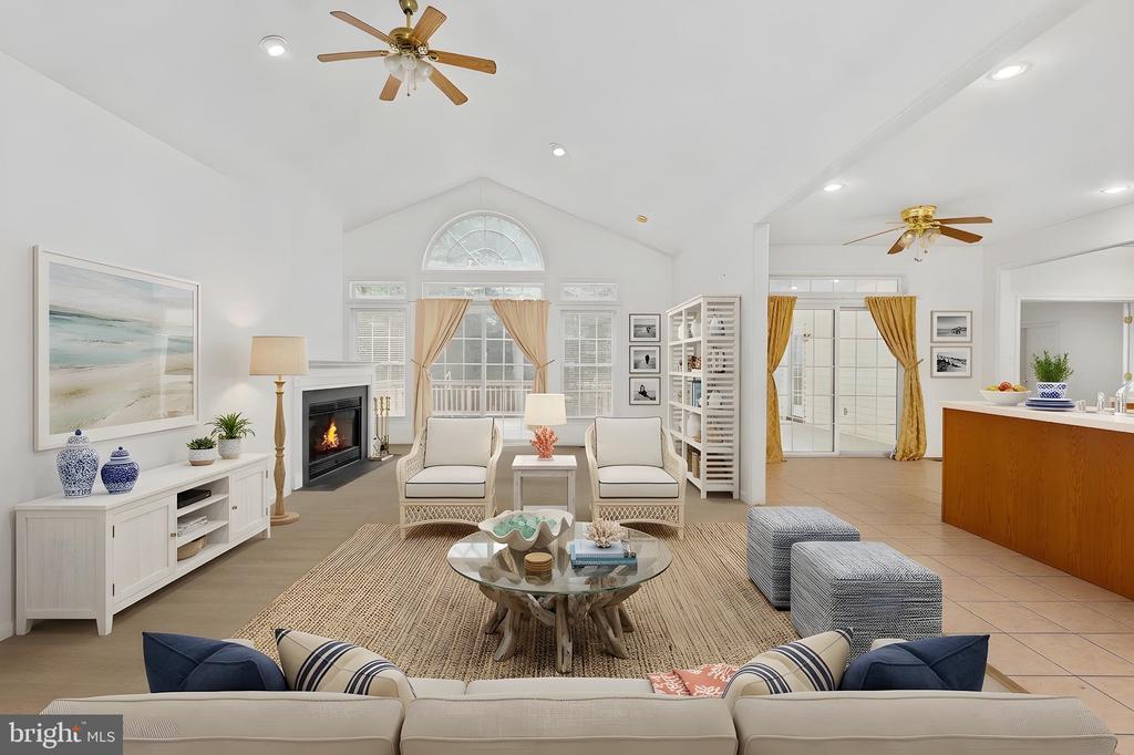 112 STRATFORD CIRCLE