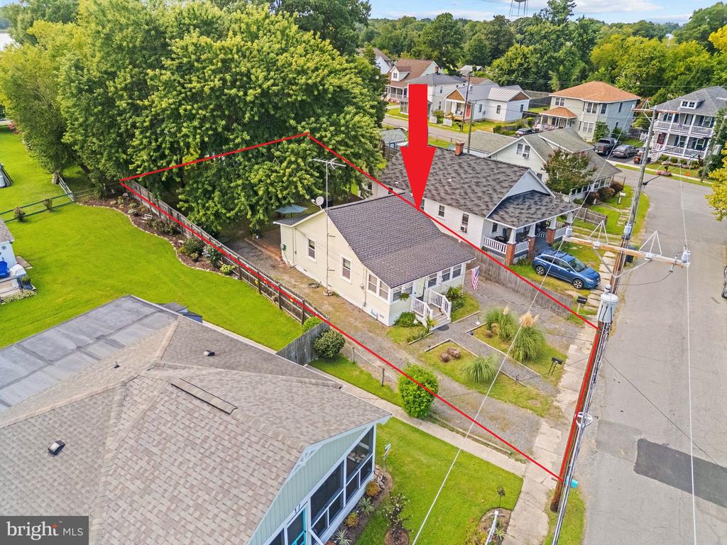 15 BANCROFT AVENUE