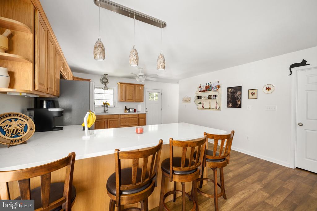 1824 LONGFIELD ROAD