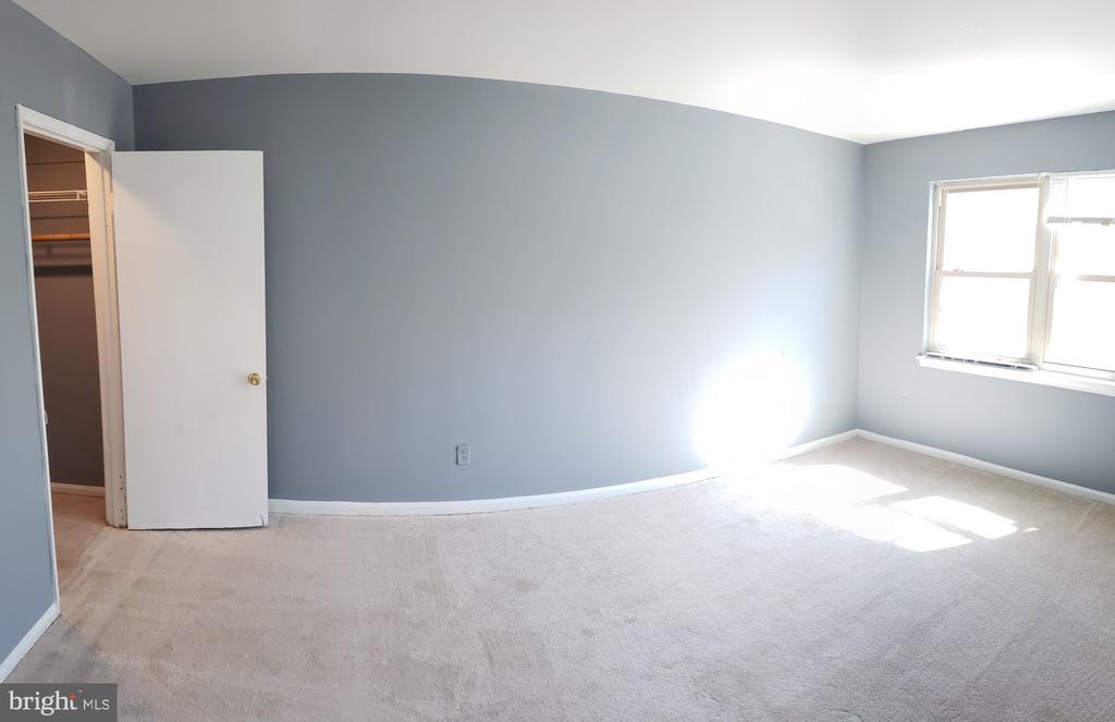 5927 QUANTRELL AVENUE Unit: 204