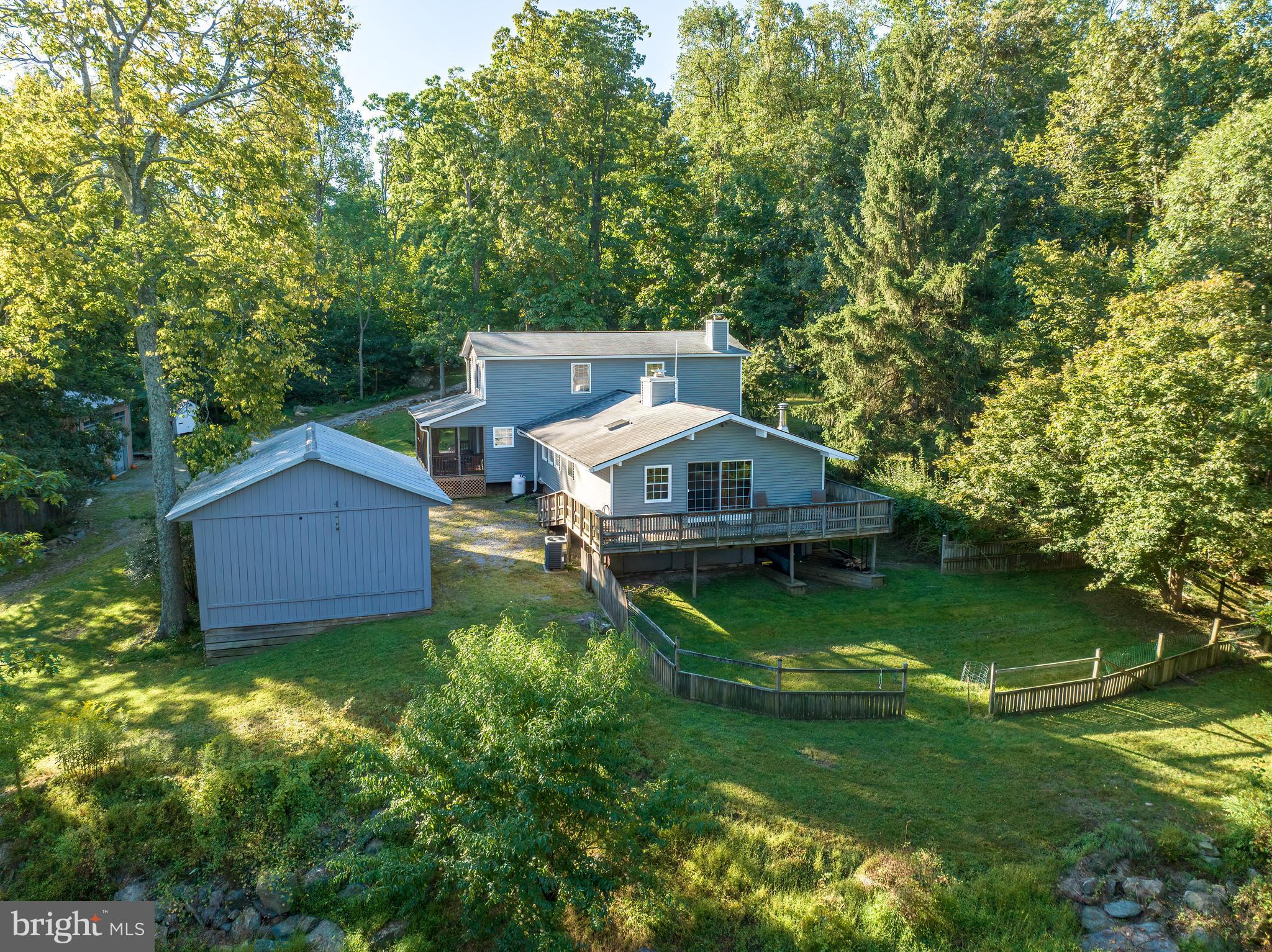 209 Skyhorse Ln