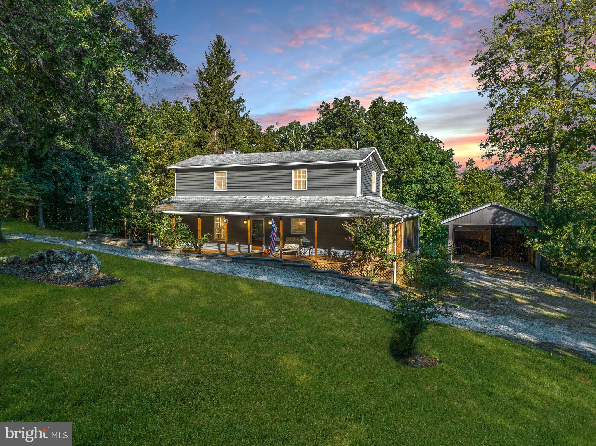 209 Skyhorse Ln