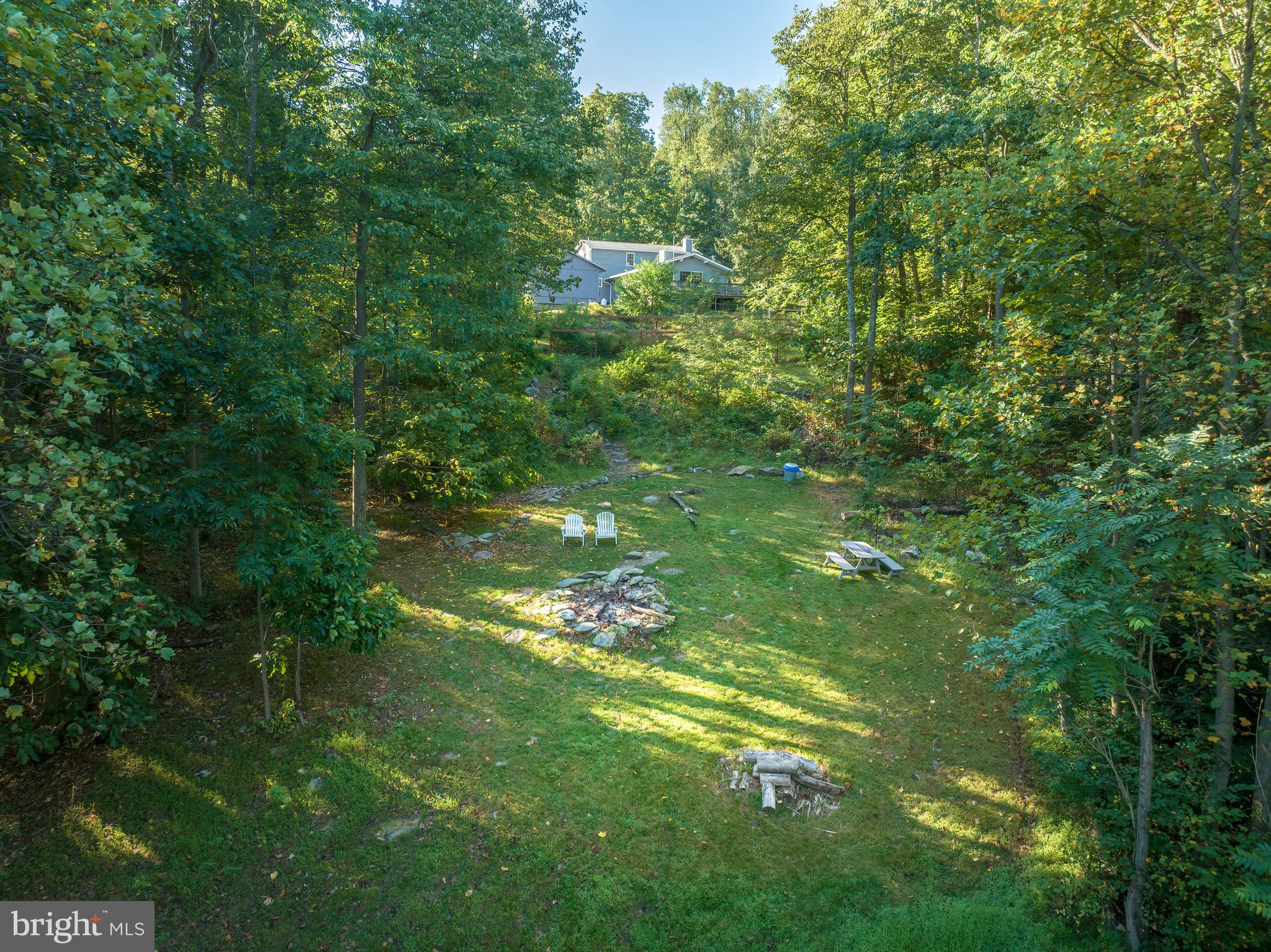 209 Skyhorse Ln