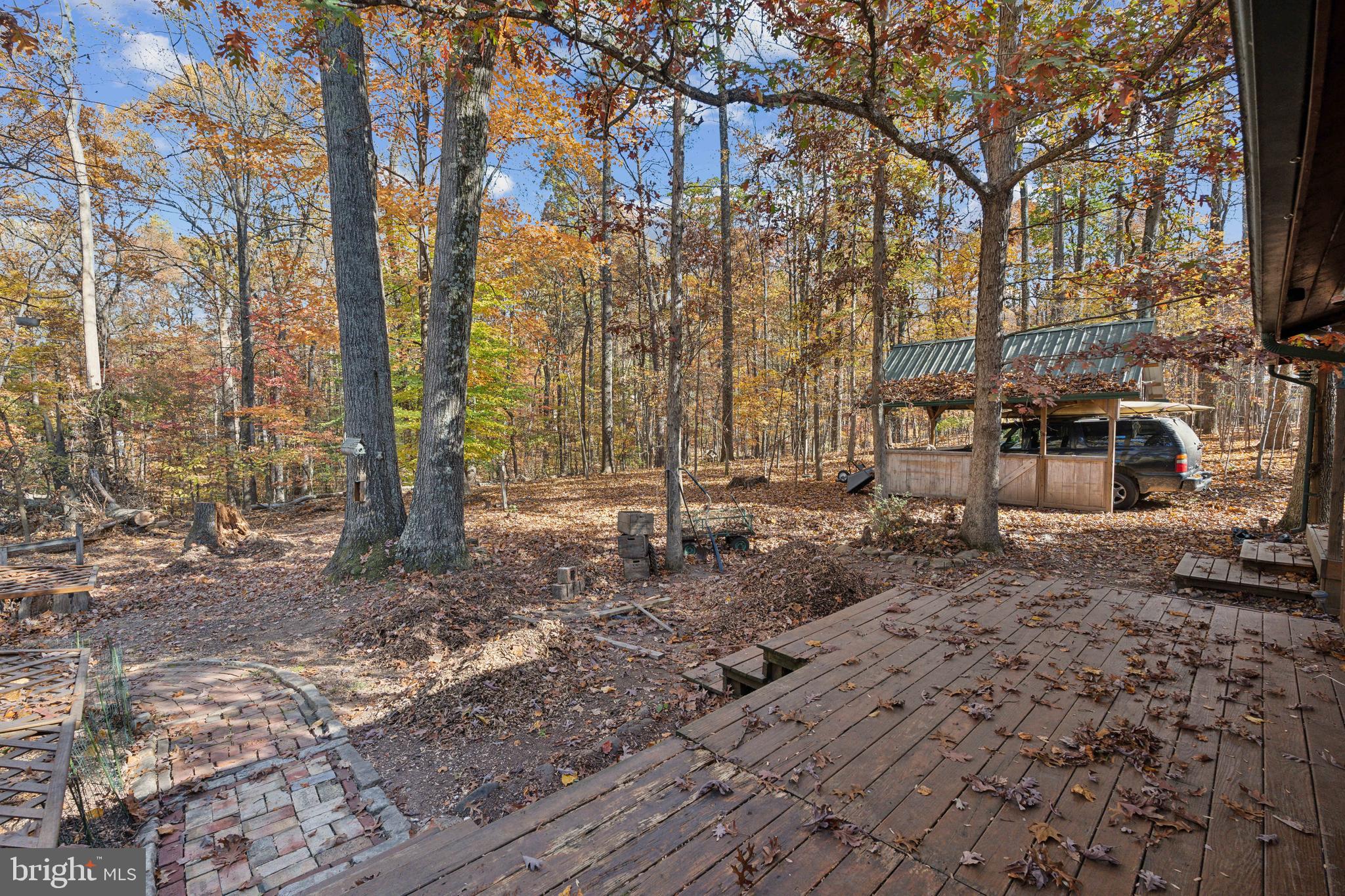 88 White Oak Ln