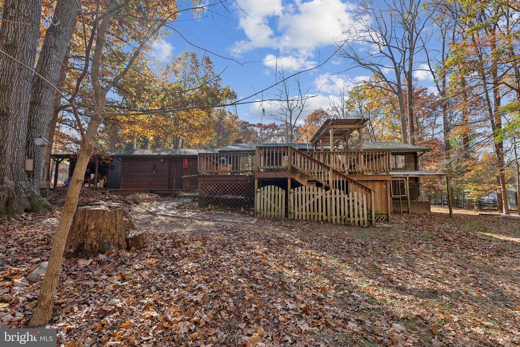 88 White Oak Ln