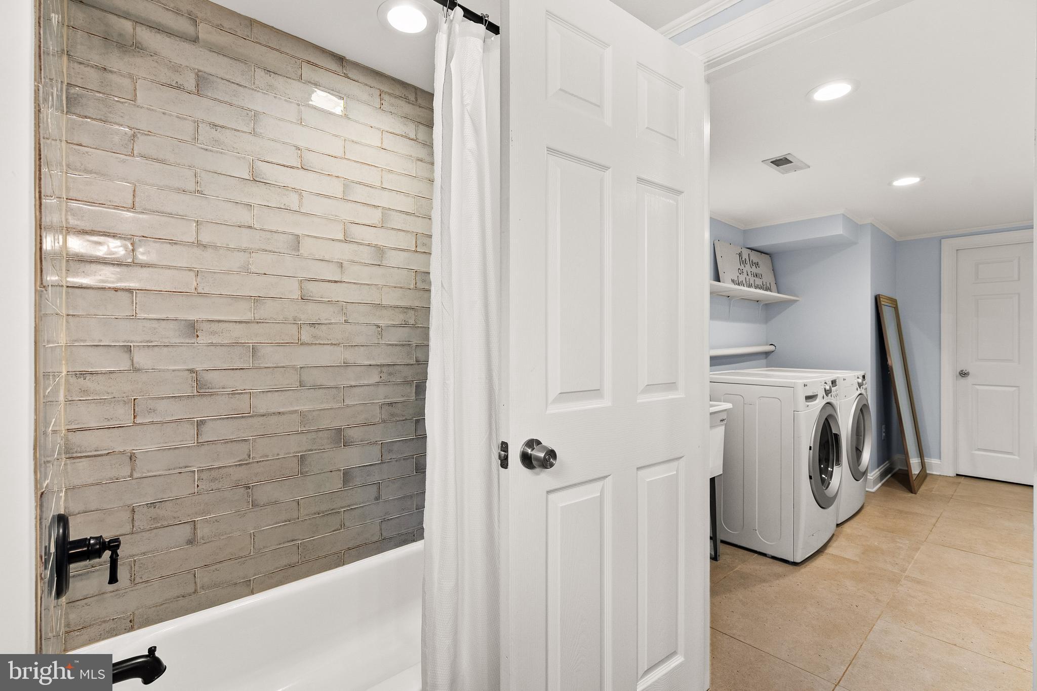 19488 BLUERIDGE MOUNTAIN ROAD