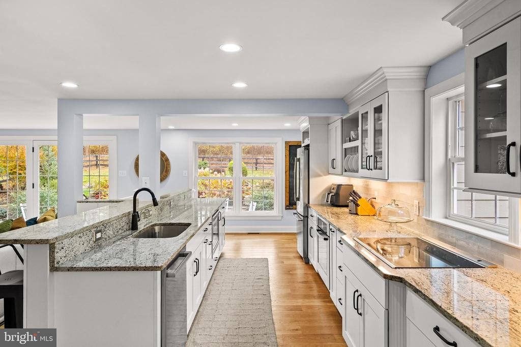 19488 BLUERIDGE MOUNTAIN ROAD