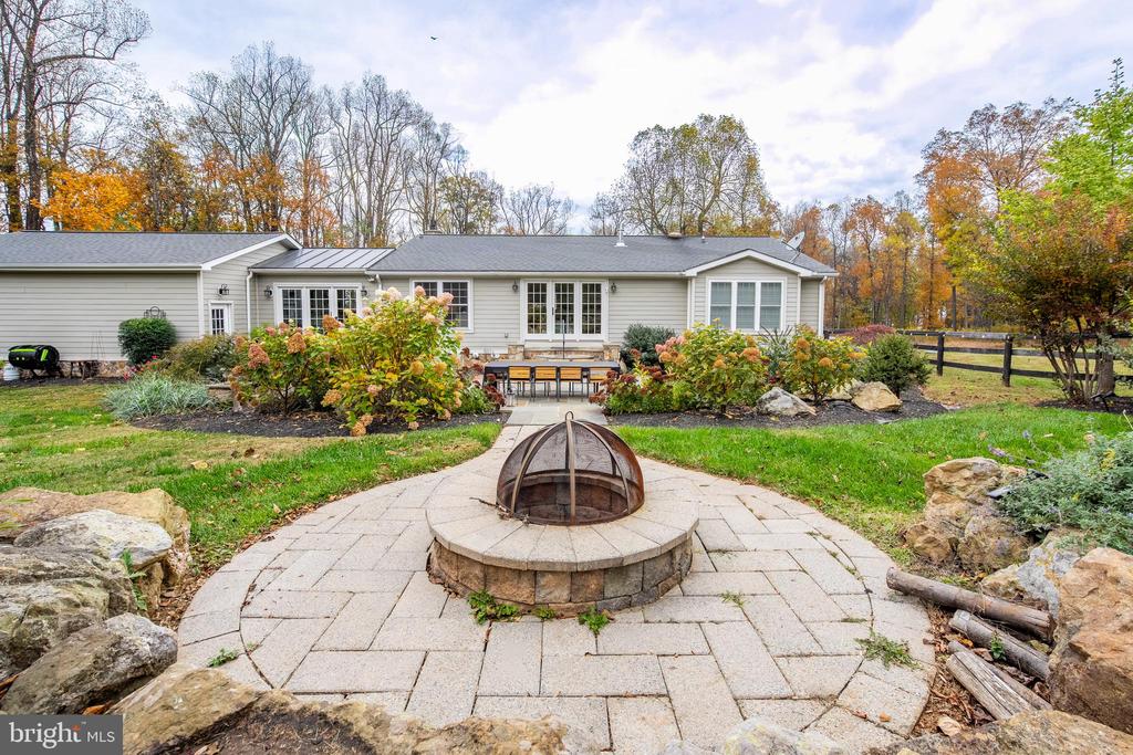 19488 BLUERIDGE MOUNTAIN ROAD