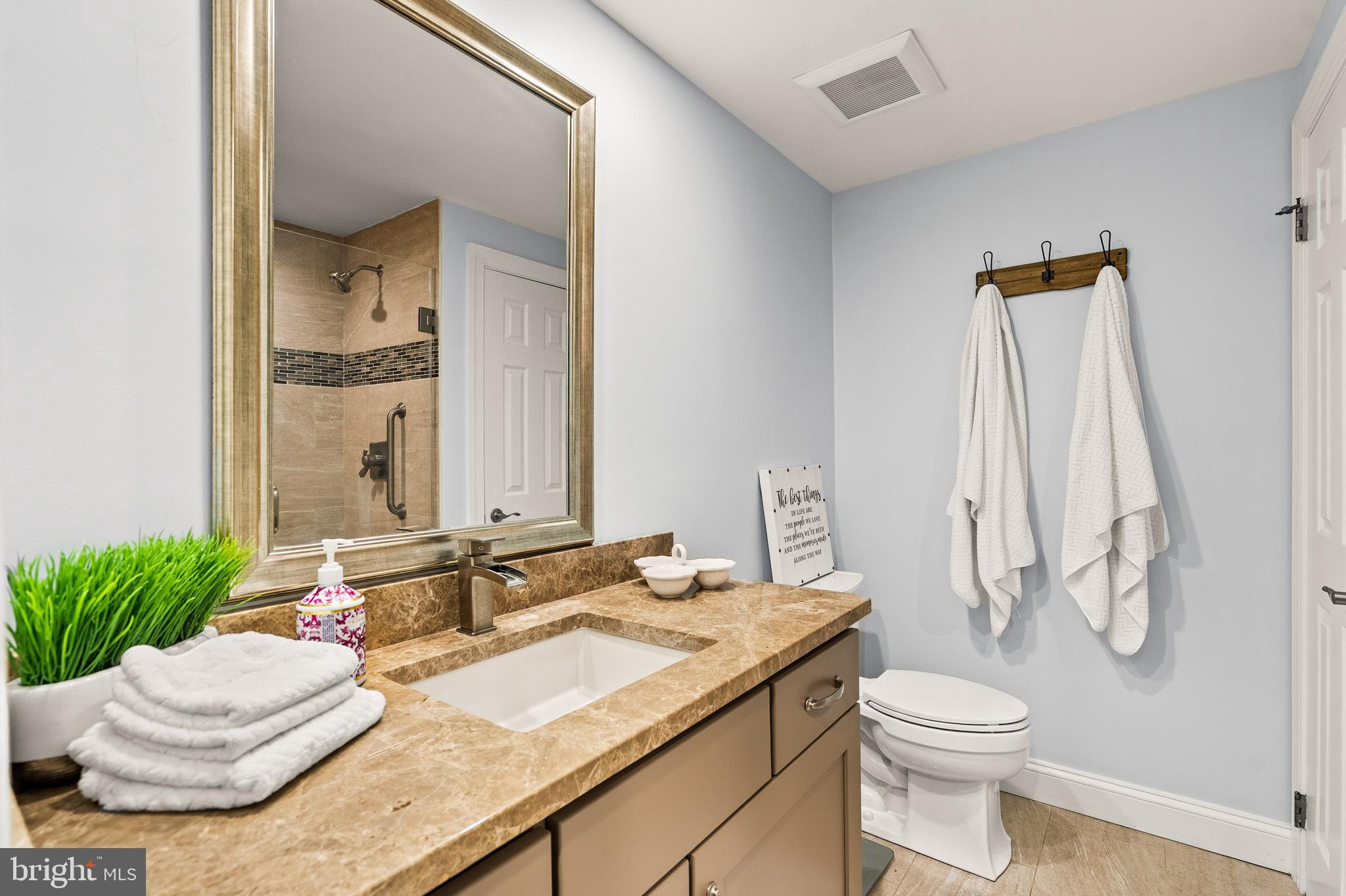 19488 BLUERIDGE MOUNTAIN ROAD