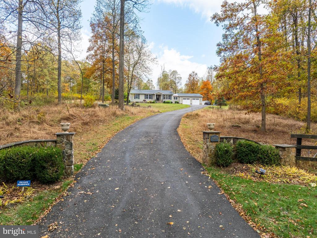 19488 BLUERIDGE MOUNTAIN ROAD