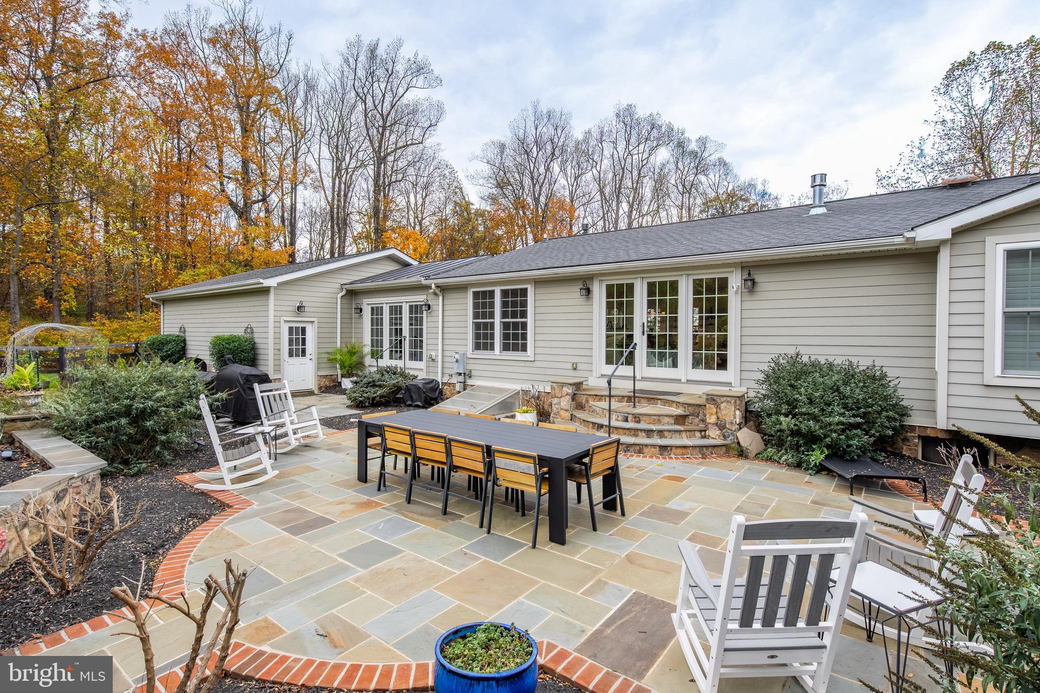 19488 BLUERIDGE MOUNTAIN ROAD