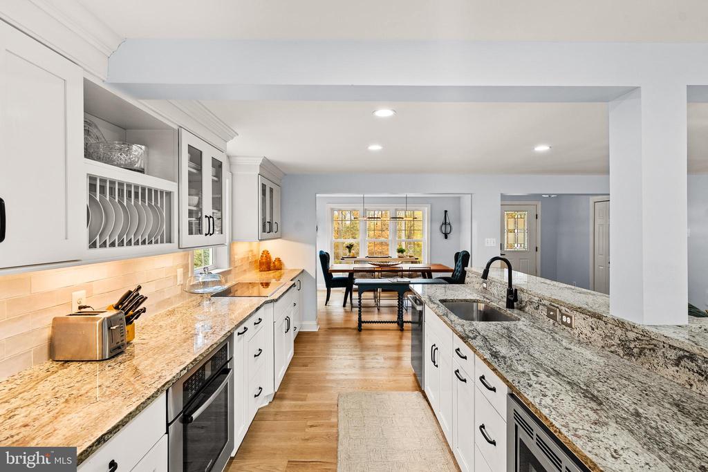 19488 BLUERIDGE MOUNTAIN ROAD