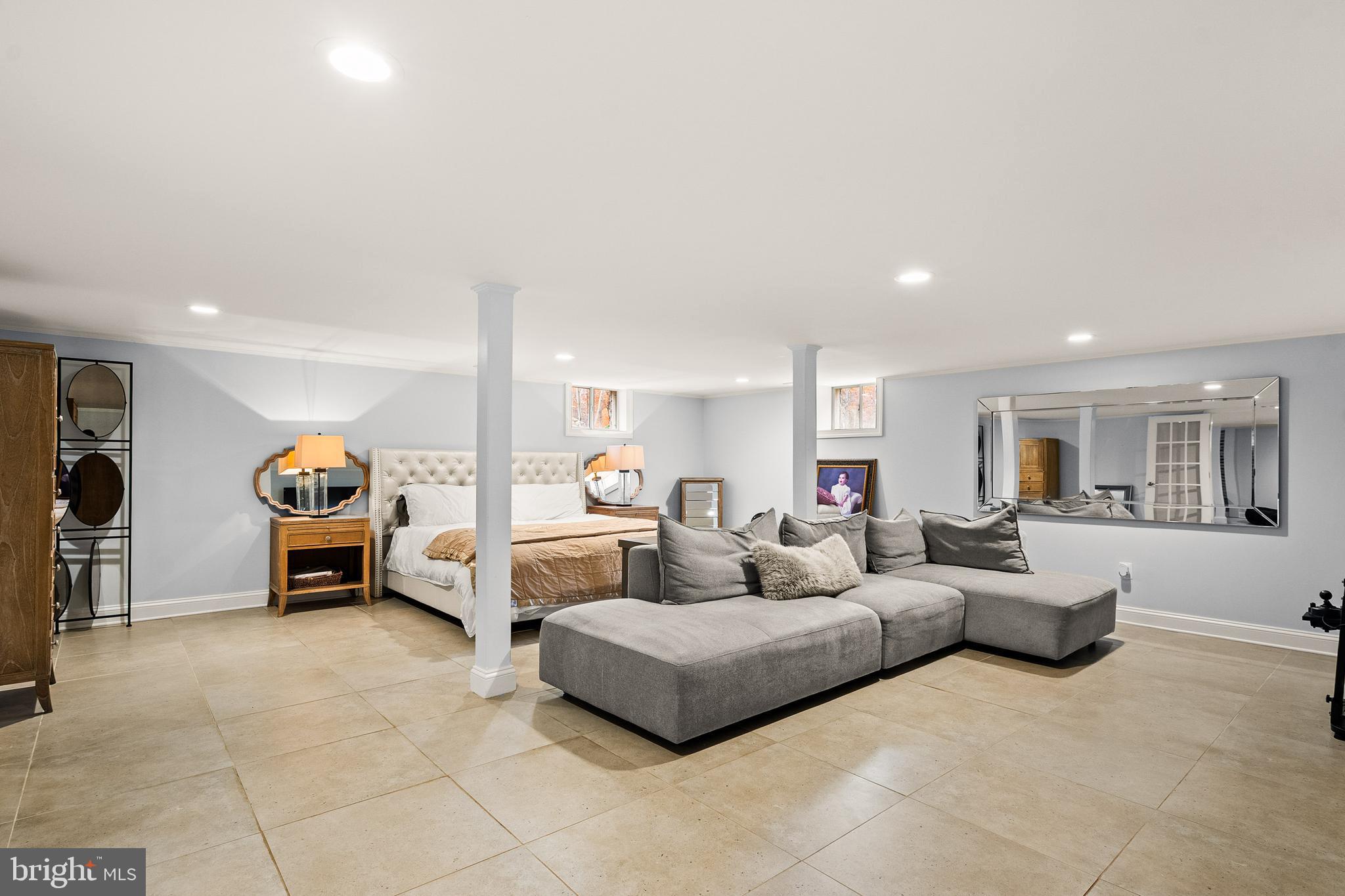 19488 BLUERIDGE MOUNTAIN ROAD