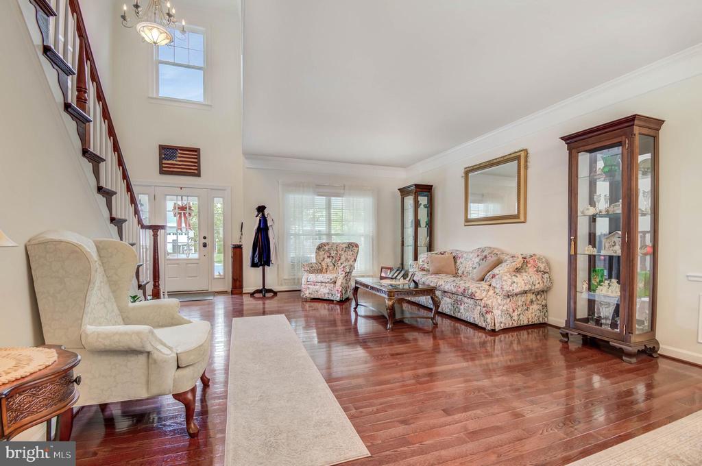 113 ROSEVILLE COURT