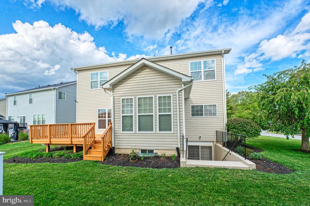 113 ROSEVILLE COURT