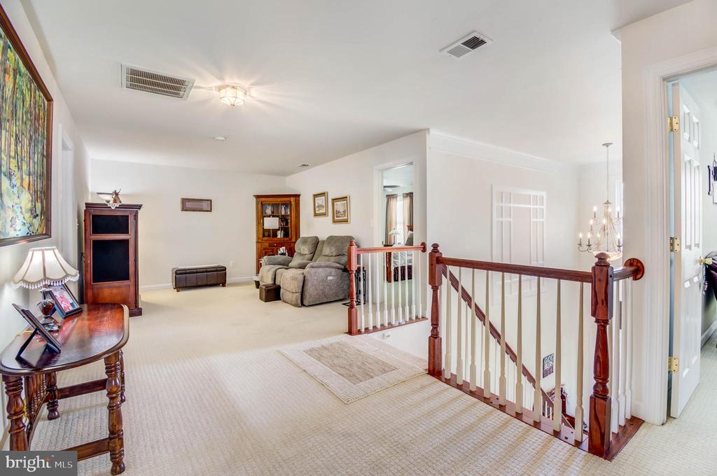 113 ROSEVILLE COURT