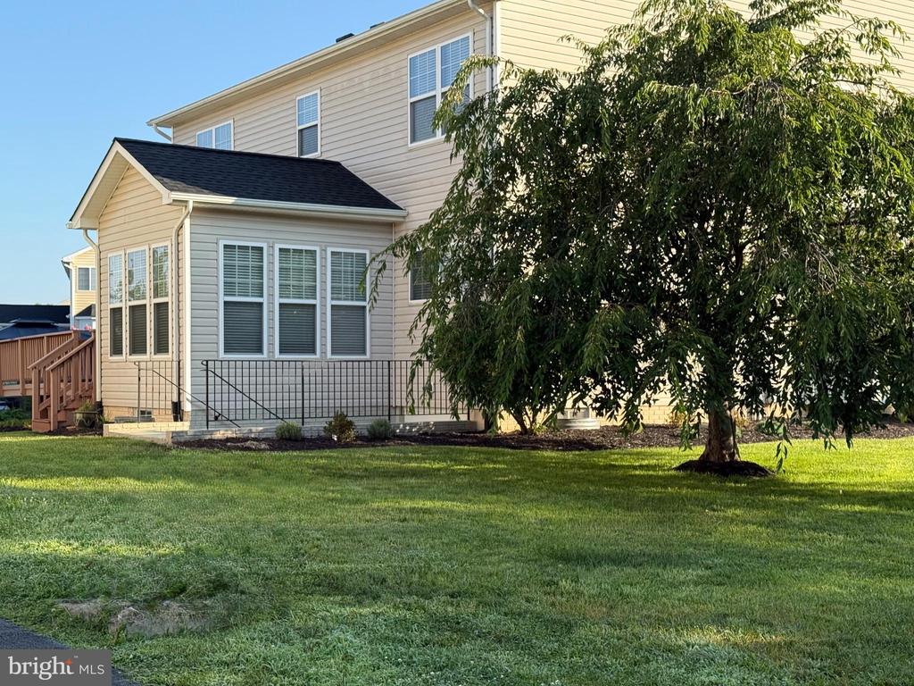113 ROSEVILLE COURT
