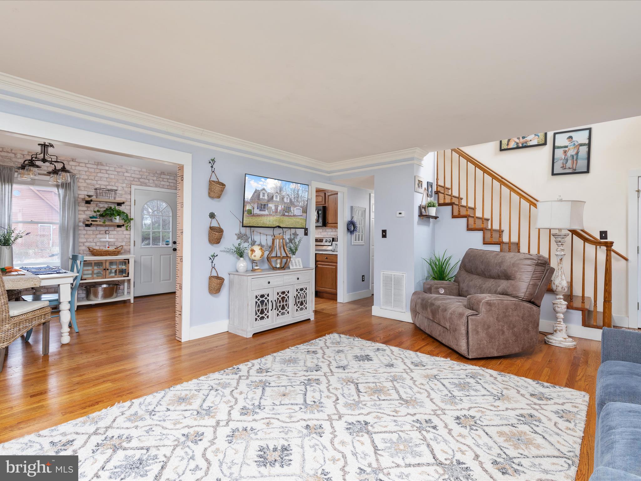 600 Lakeview Dr