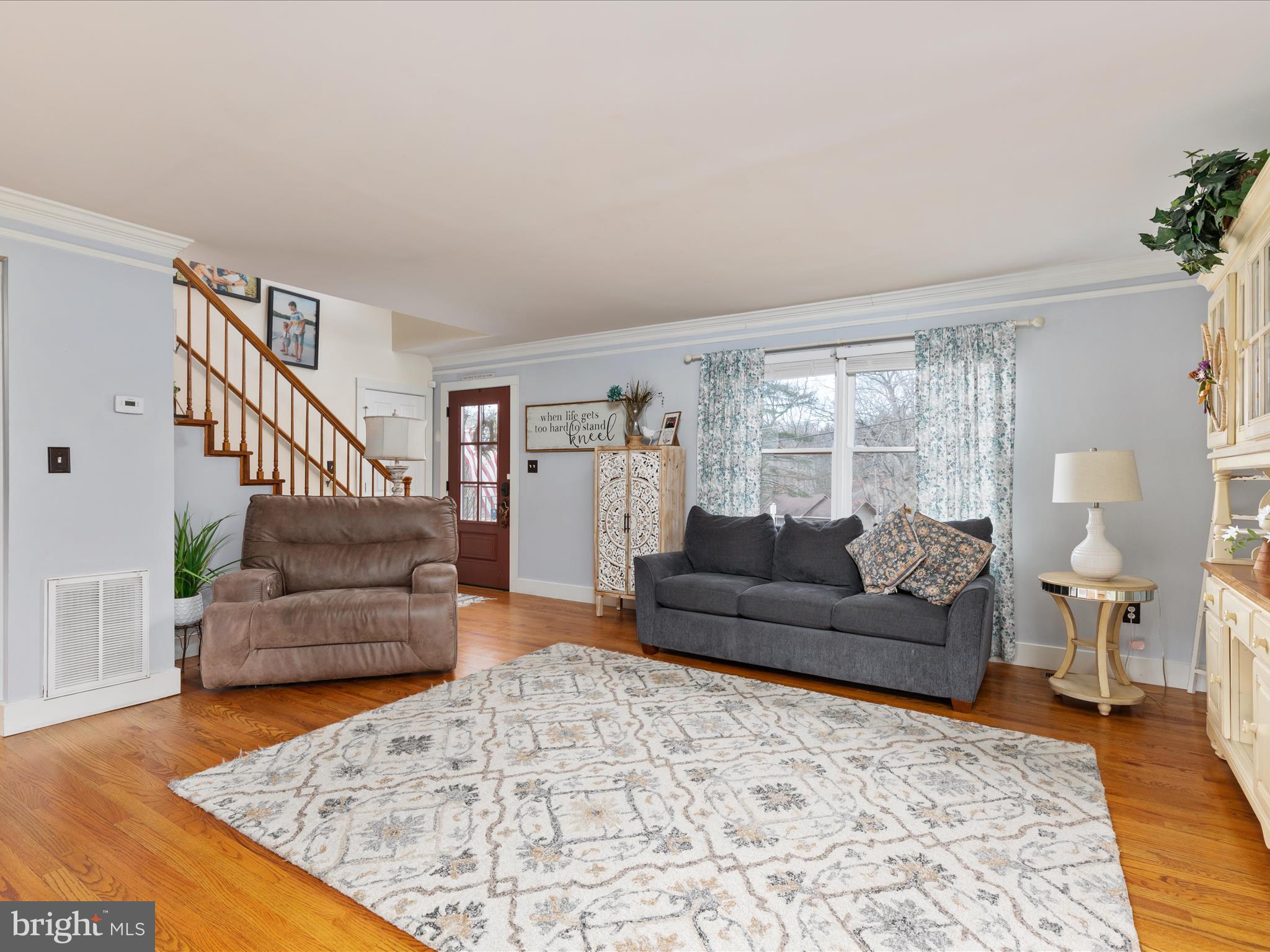 600 Lakeview Dr
