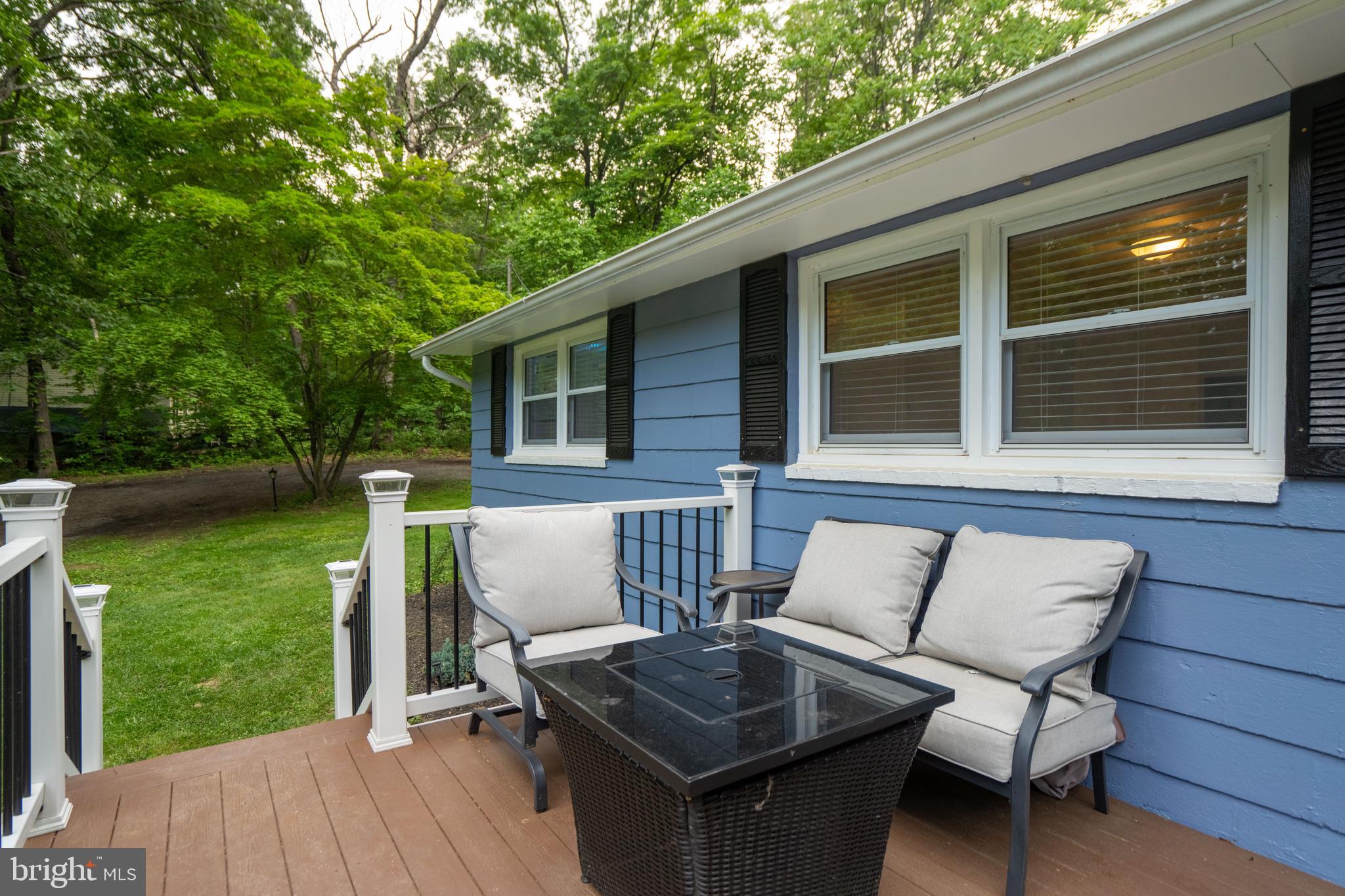 121 Gilmore Trl