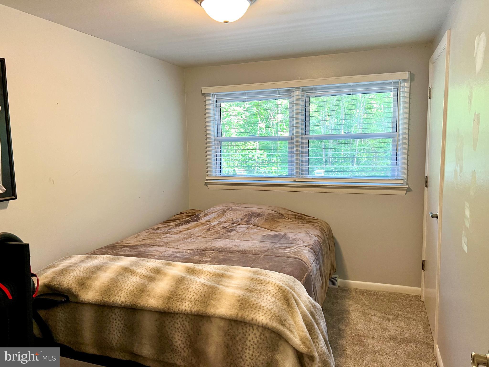 121 Gilmore Trl