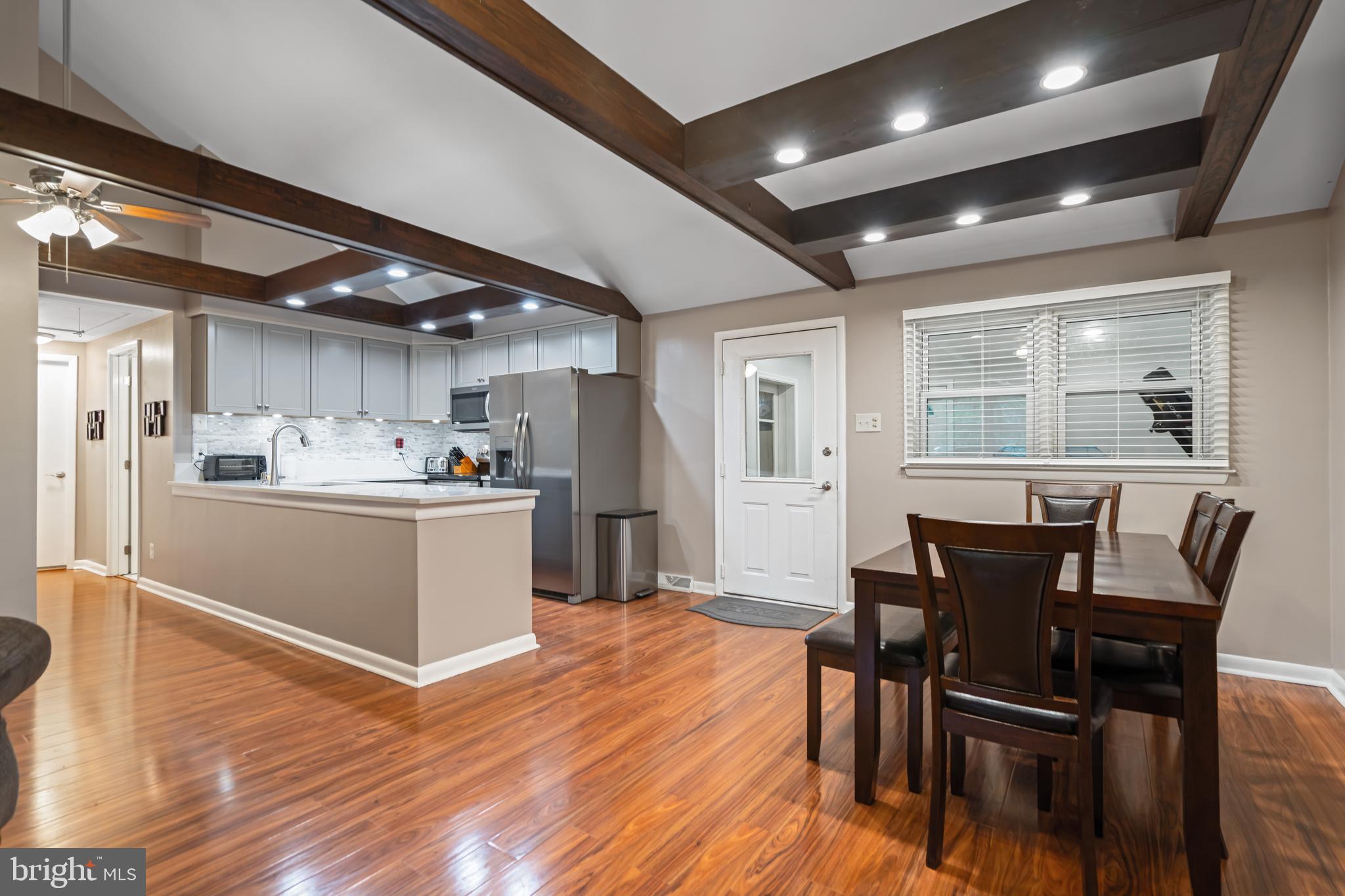 121 Gilmore Trl