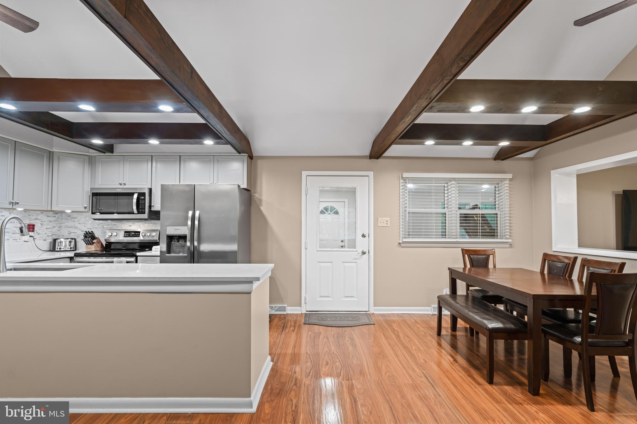 121 Gilmore Trl
