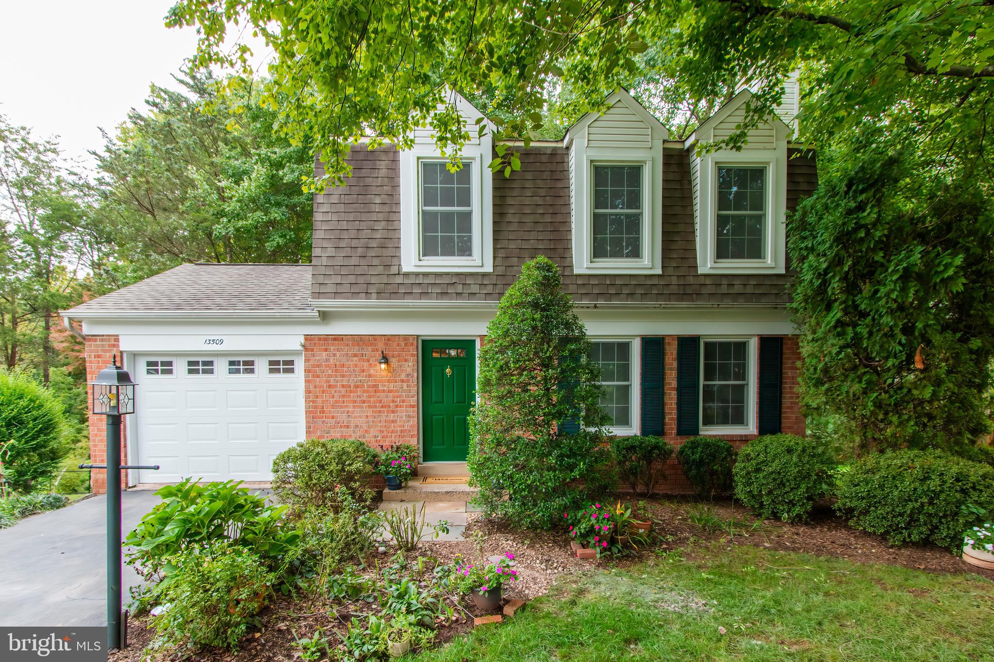 13509 King Charles Dr