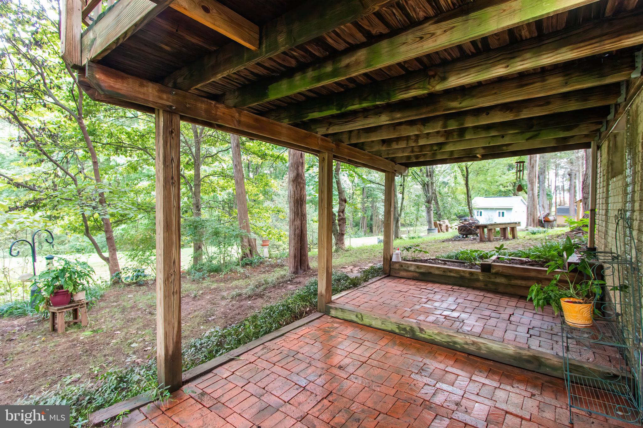 13509 King Charles Dr