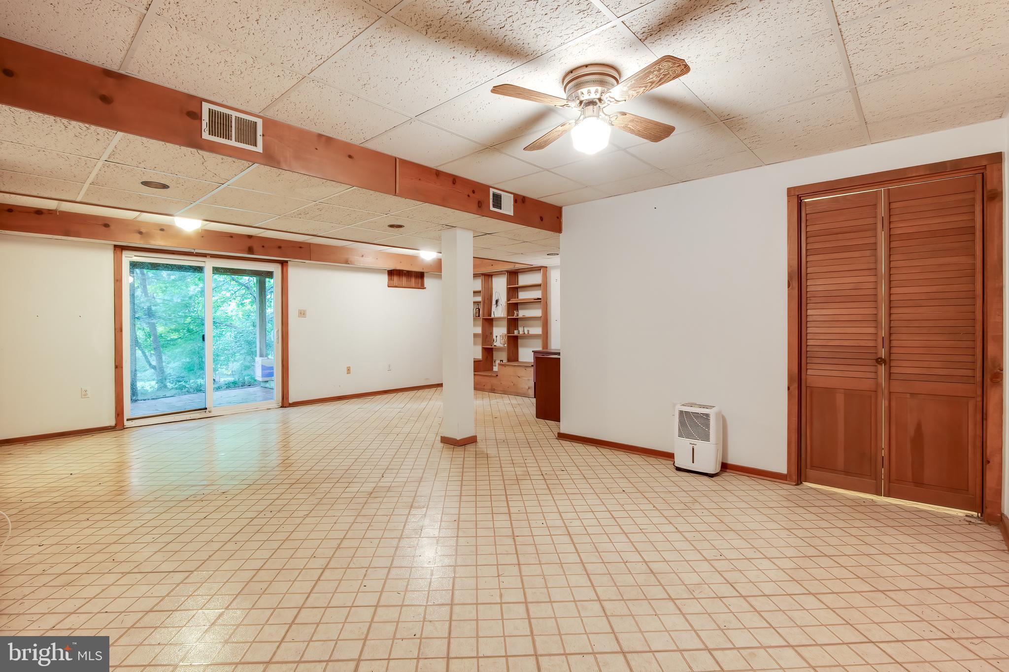 13509 King Charles Dr