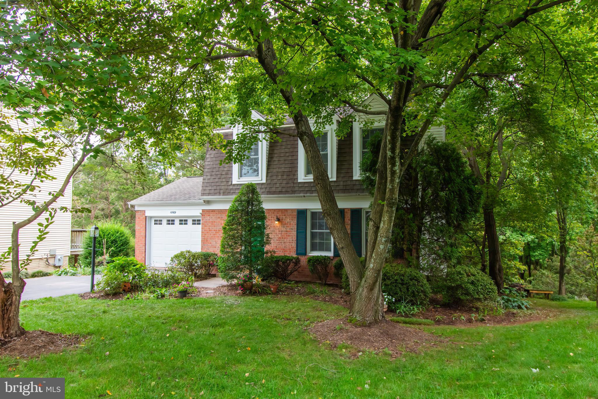 13509 King Charles Dr