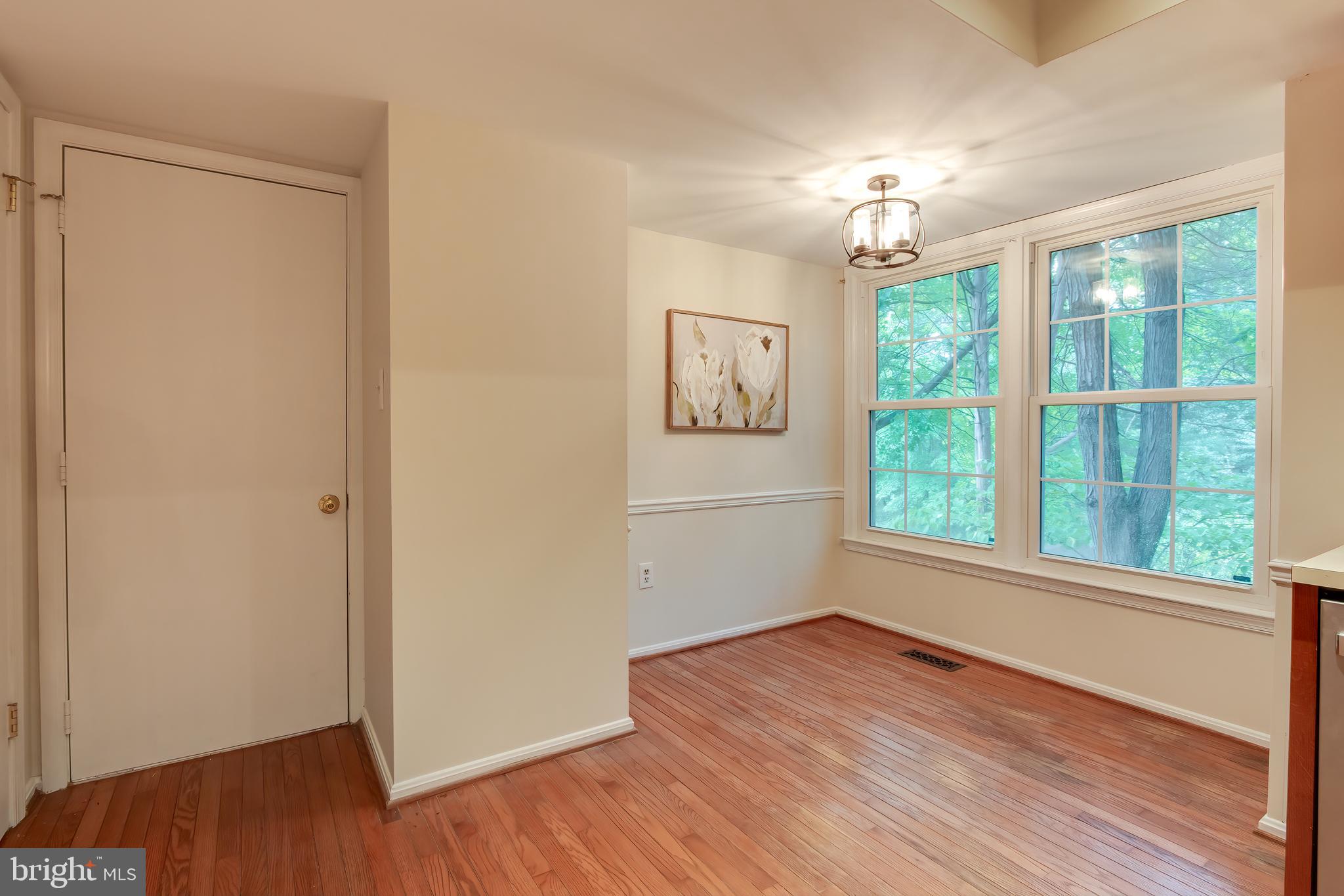 13509 King Charles Dr