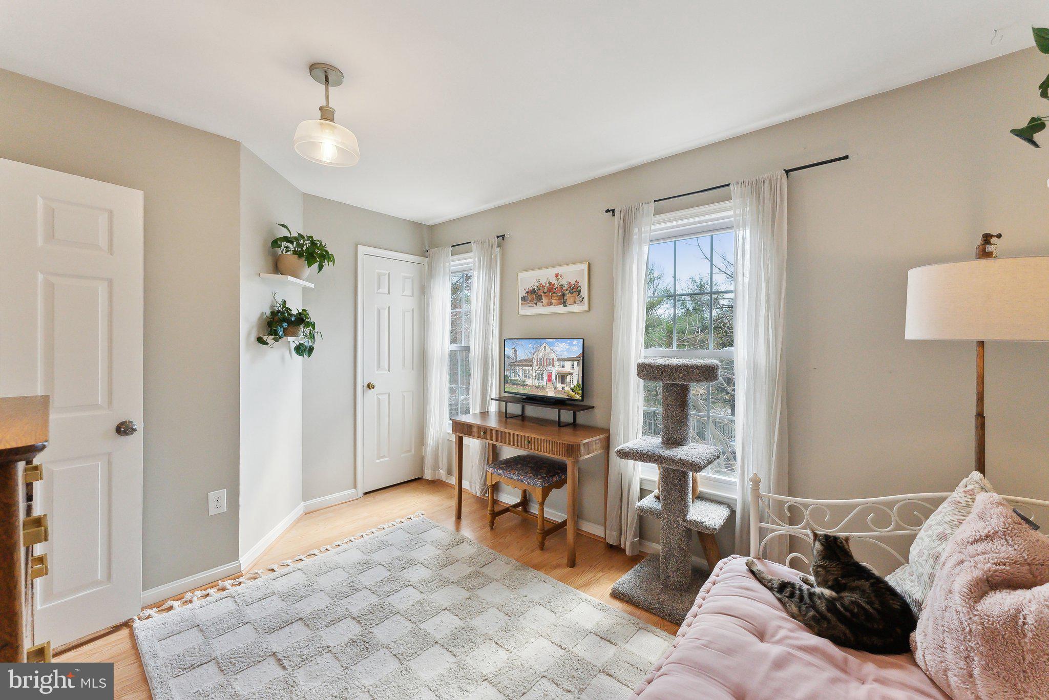 2956 Kings Station Ct