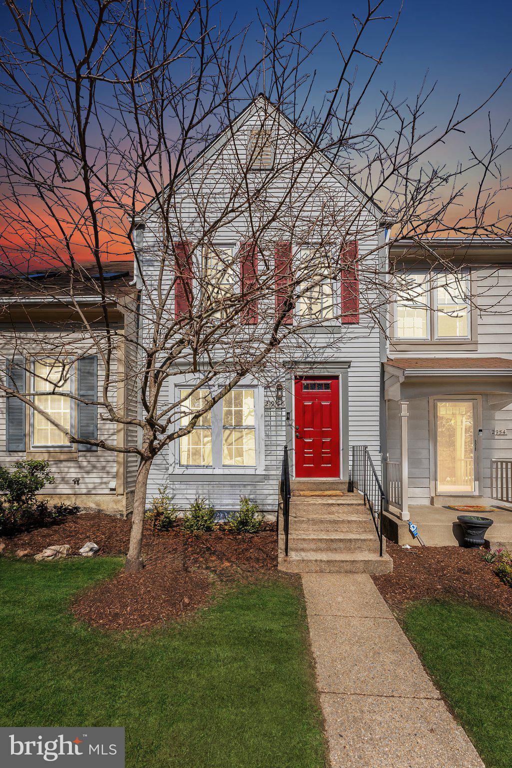2956 Kings Station Ct