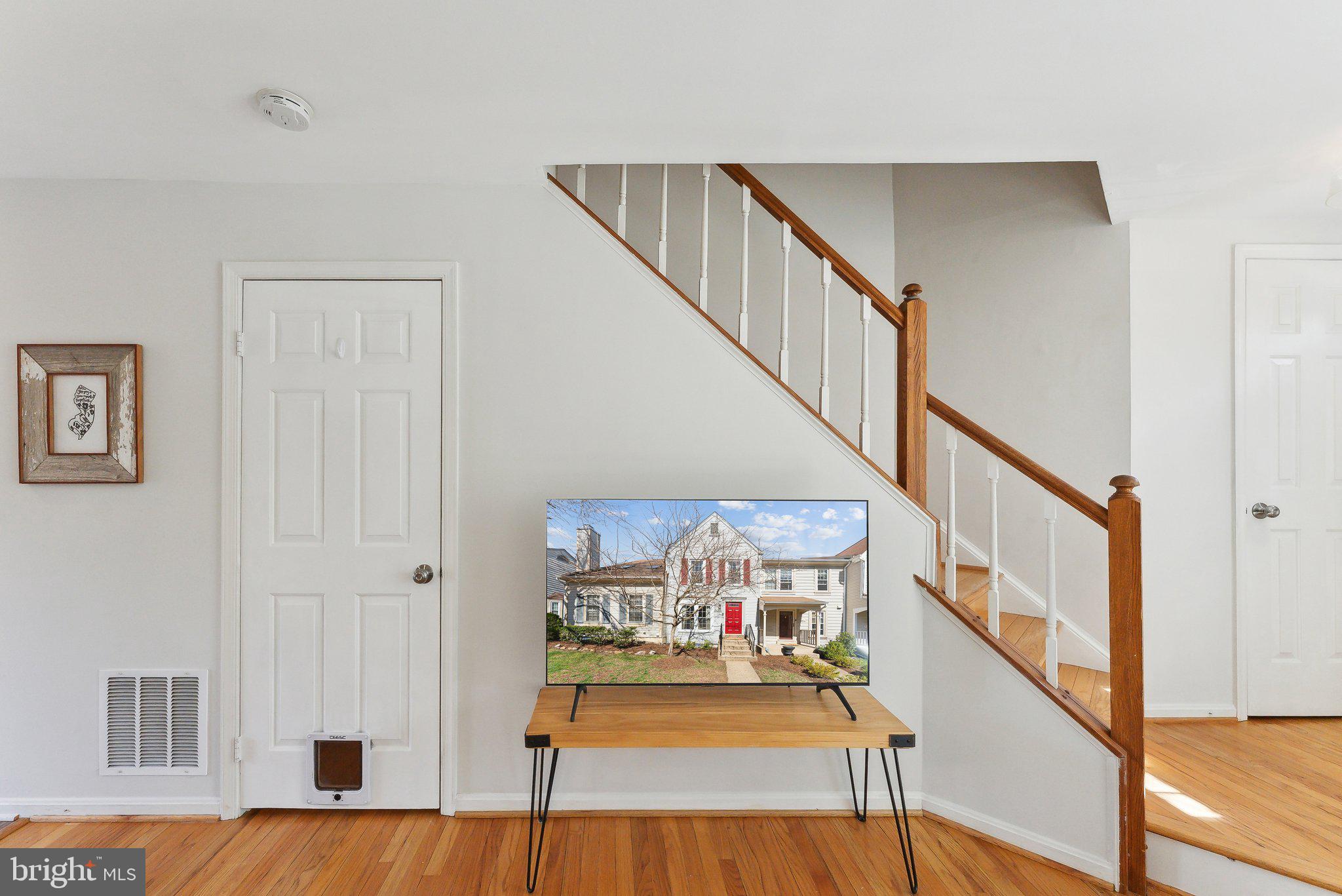 2956 Kings Station Ct