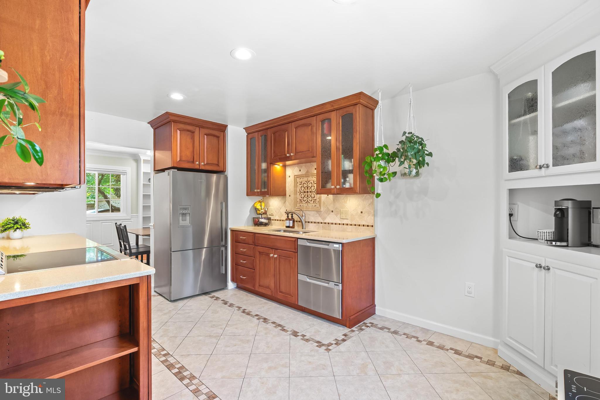 7029 Leewood Forest Dr