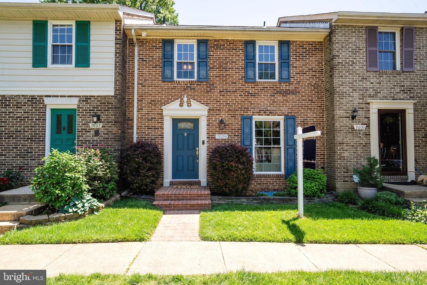 7029 Leewood Forest Dr