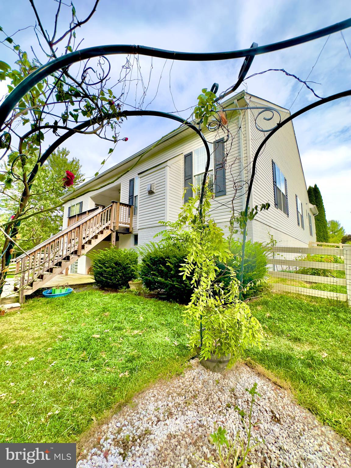 35918 Newberry Crossing Pl