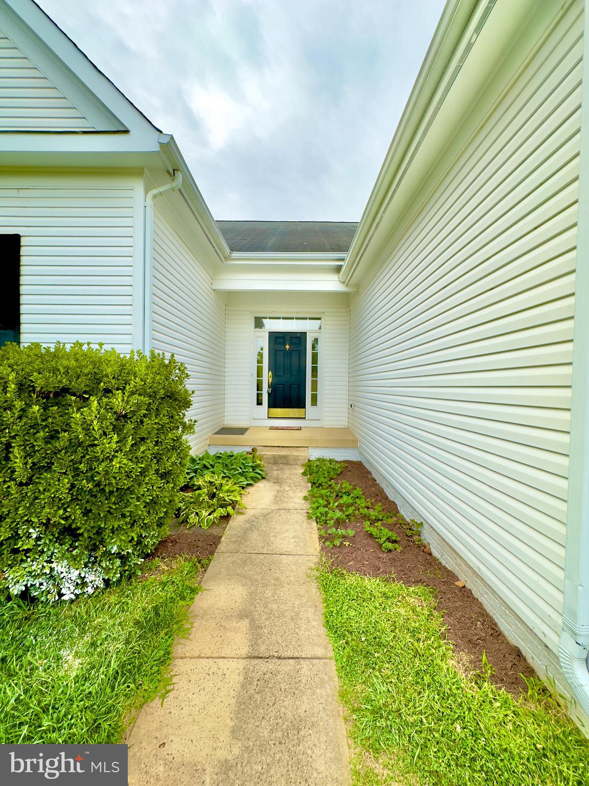 35918 Newberry Crossing Pl