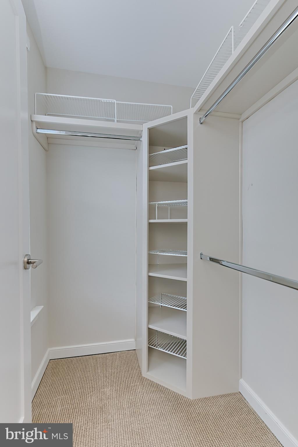 257 Crescent Station Ter SE