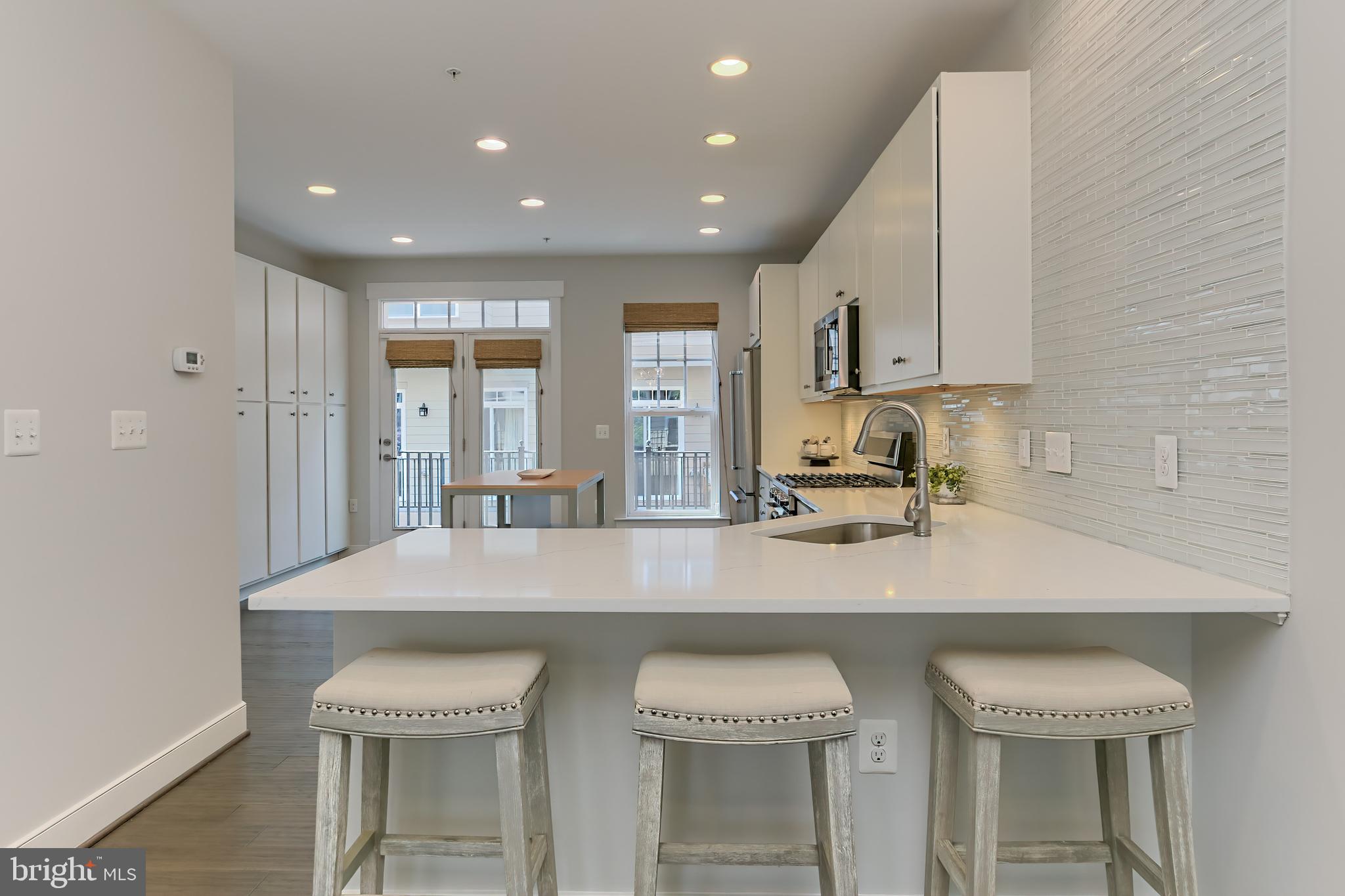 257 Crescent Station Ter SE
