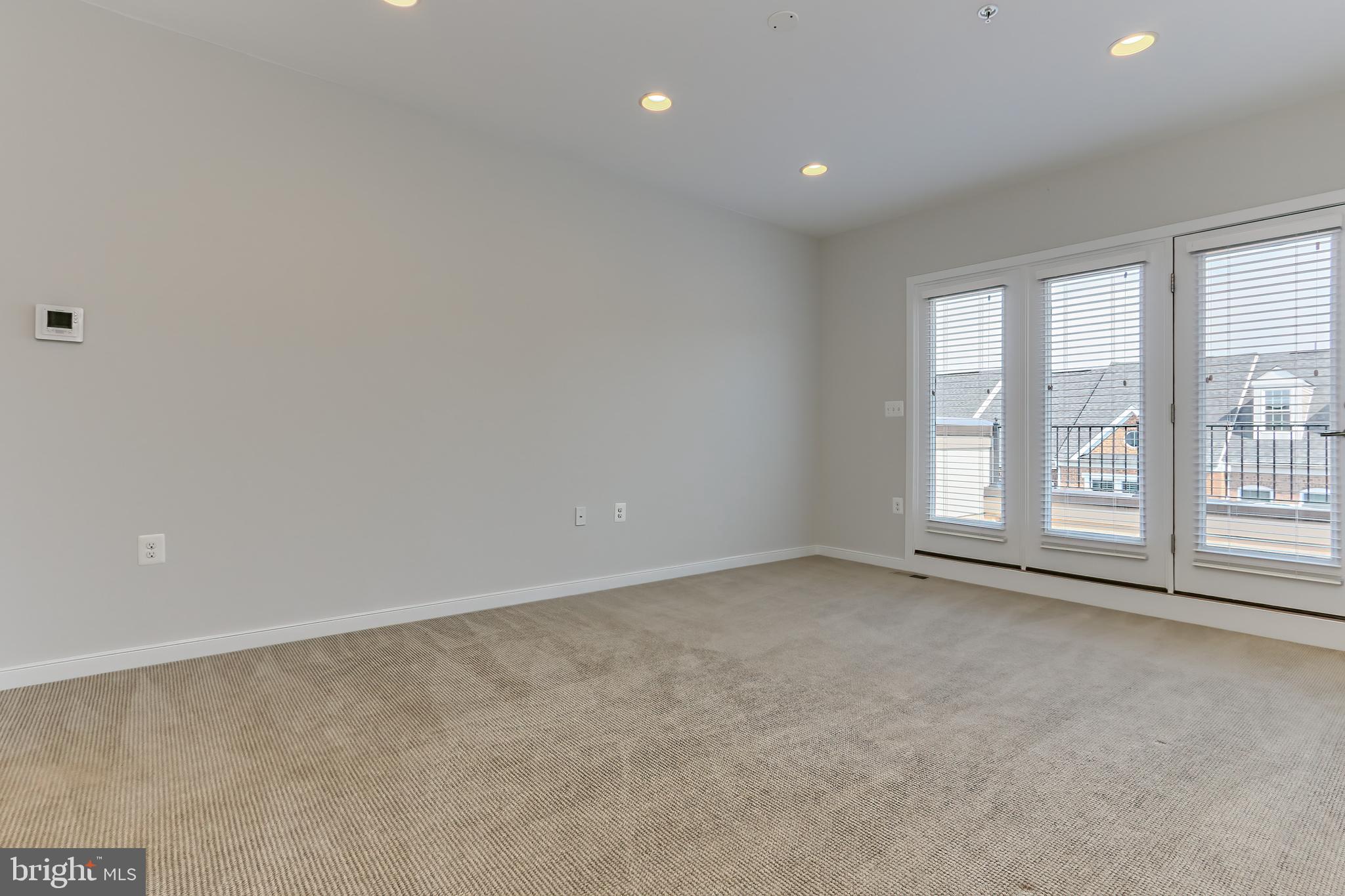 257 Crescent Station Ter SE