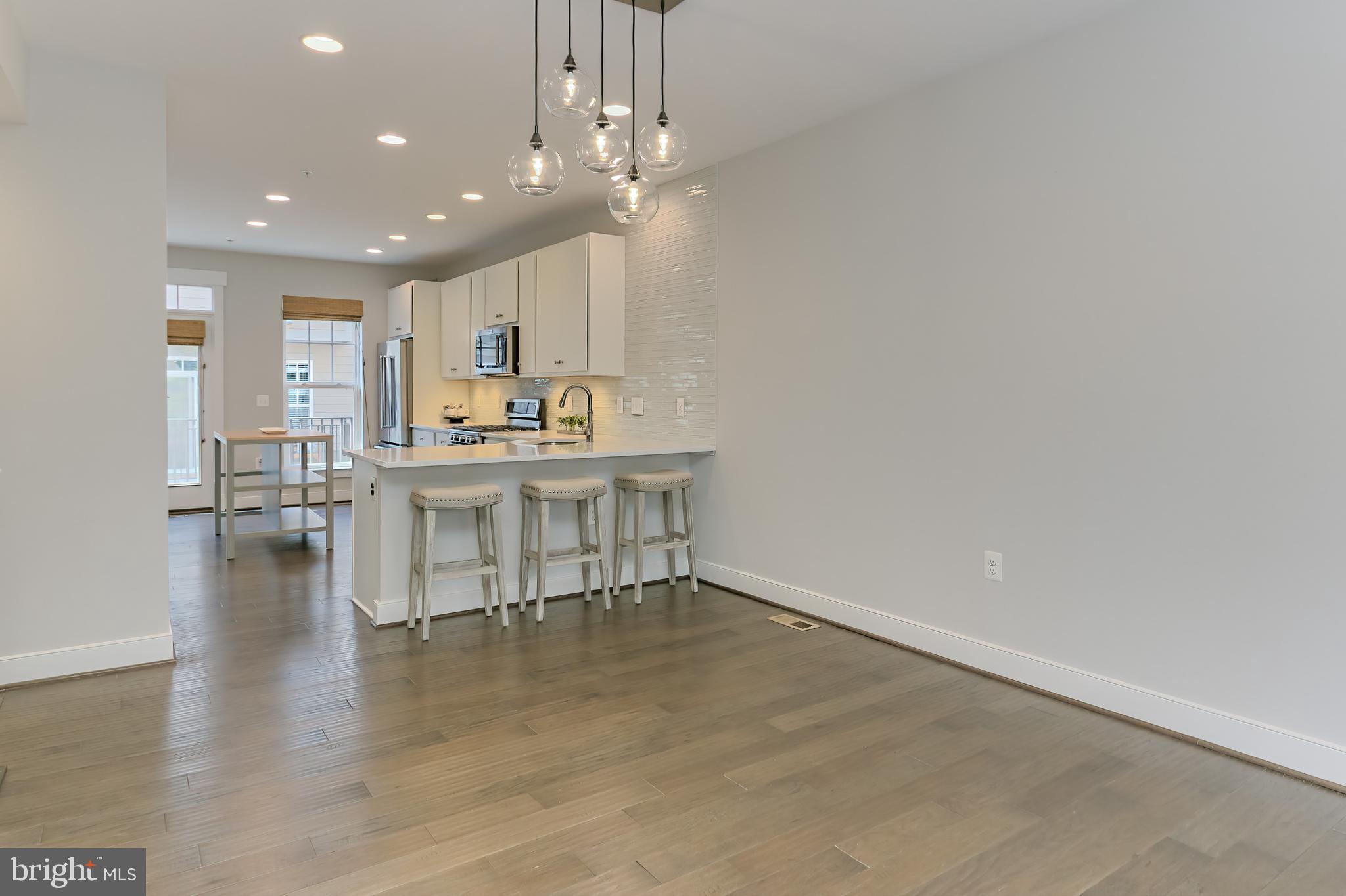 257 Crescent Station Ter SE