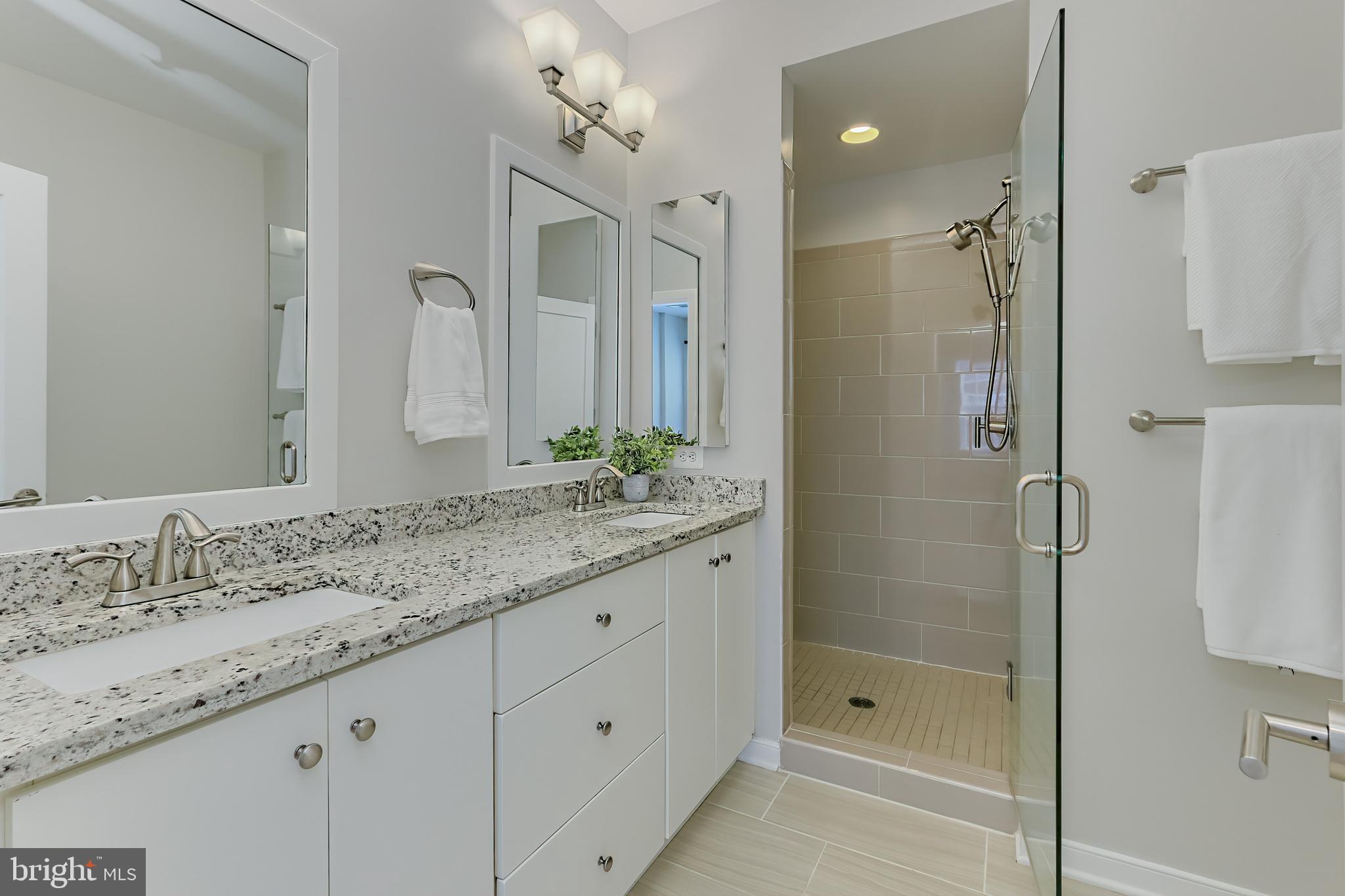 257 Crescent Station Ter SE