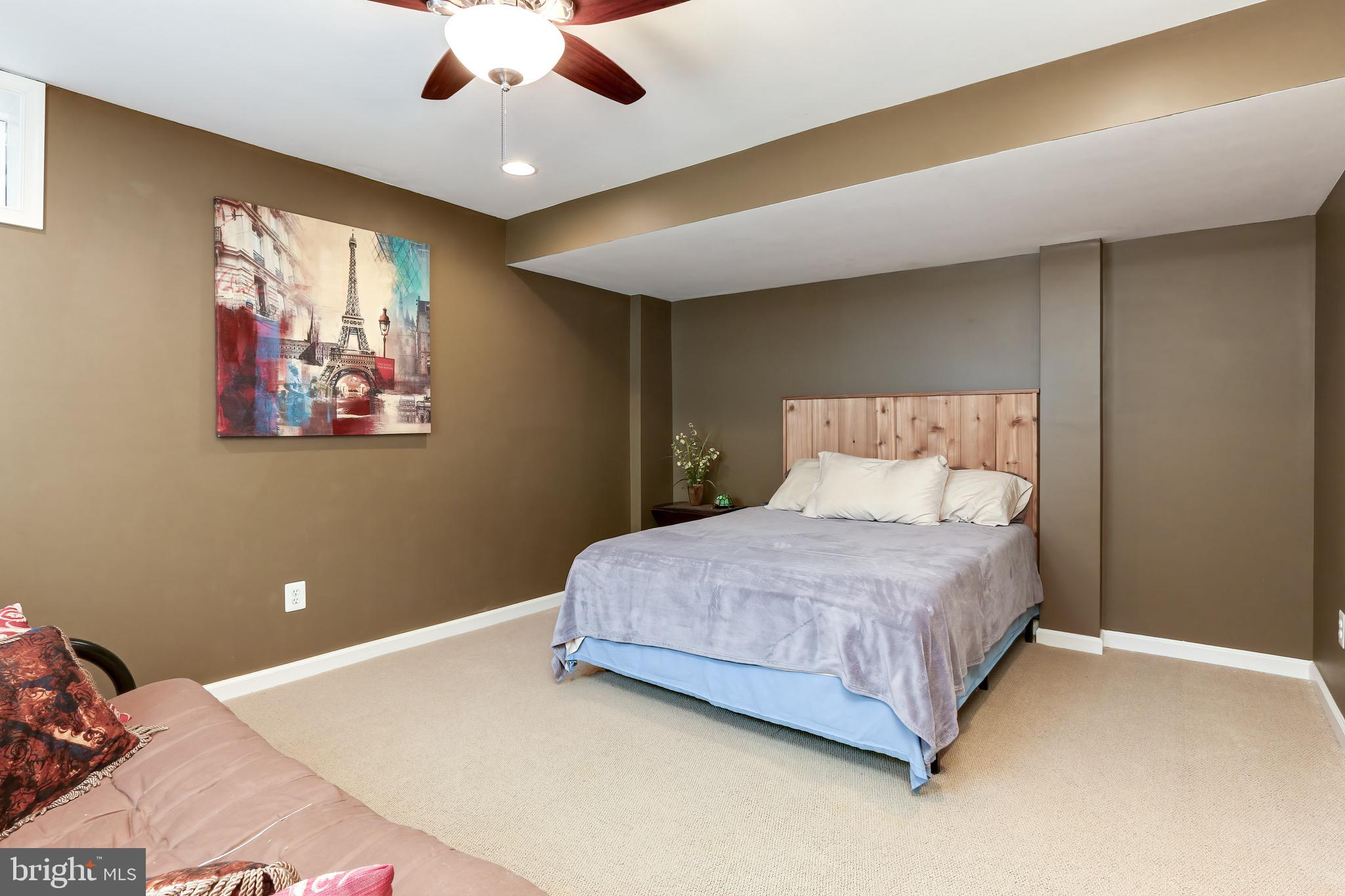 10 Cooper Run St