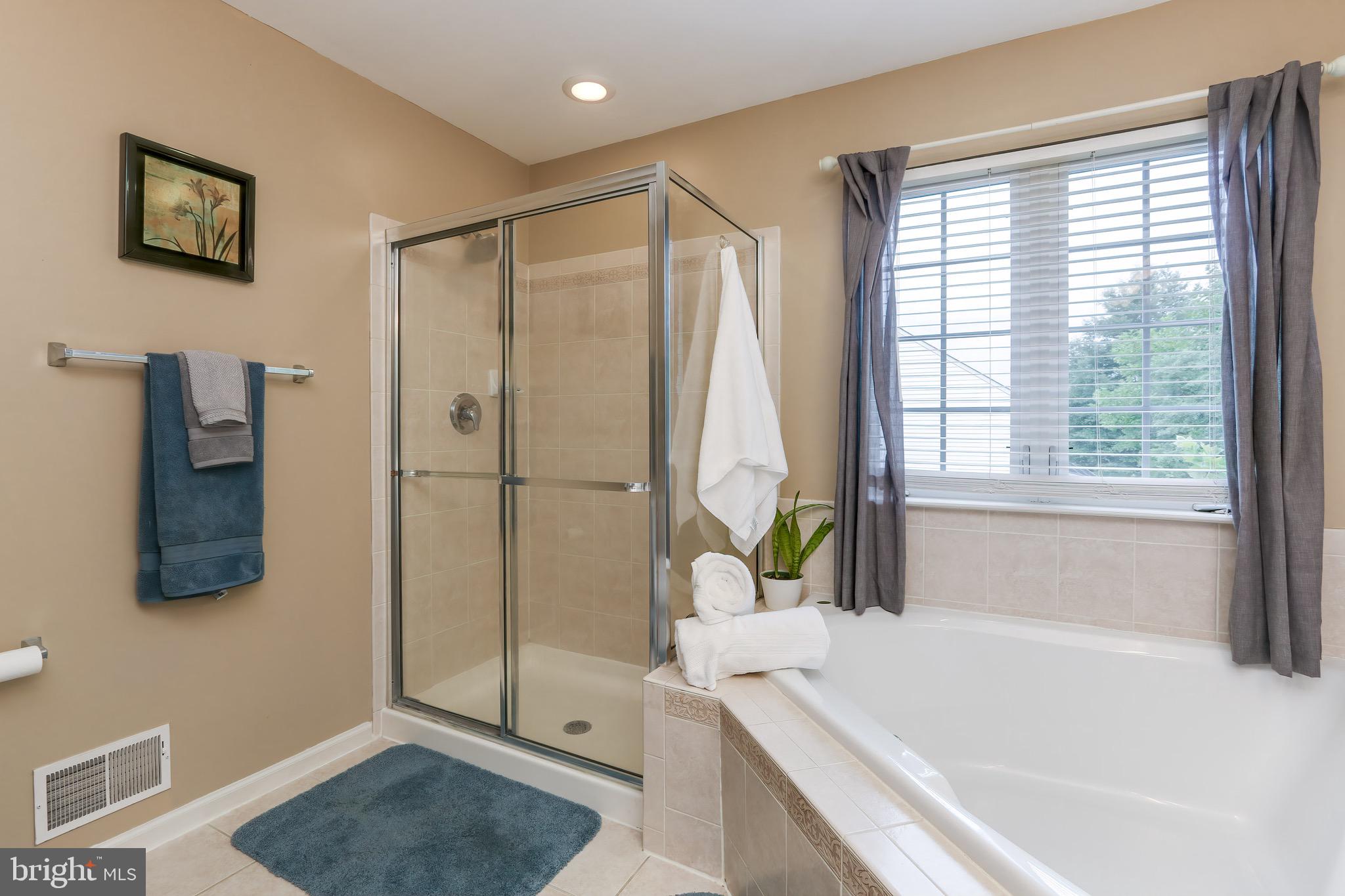 10 Cooper Run St