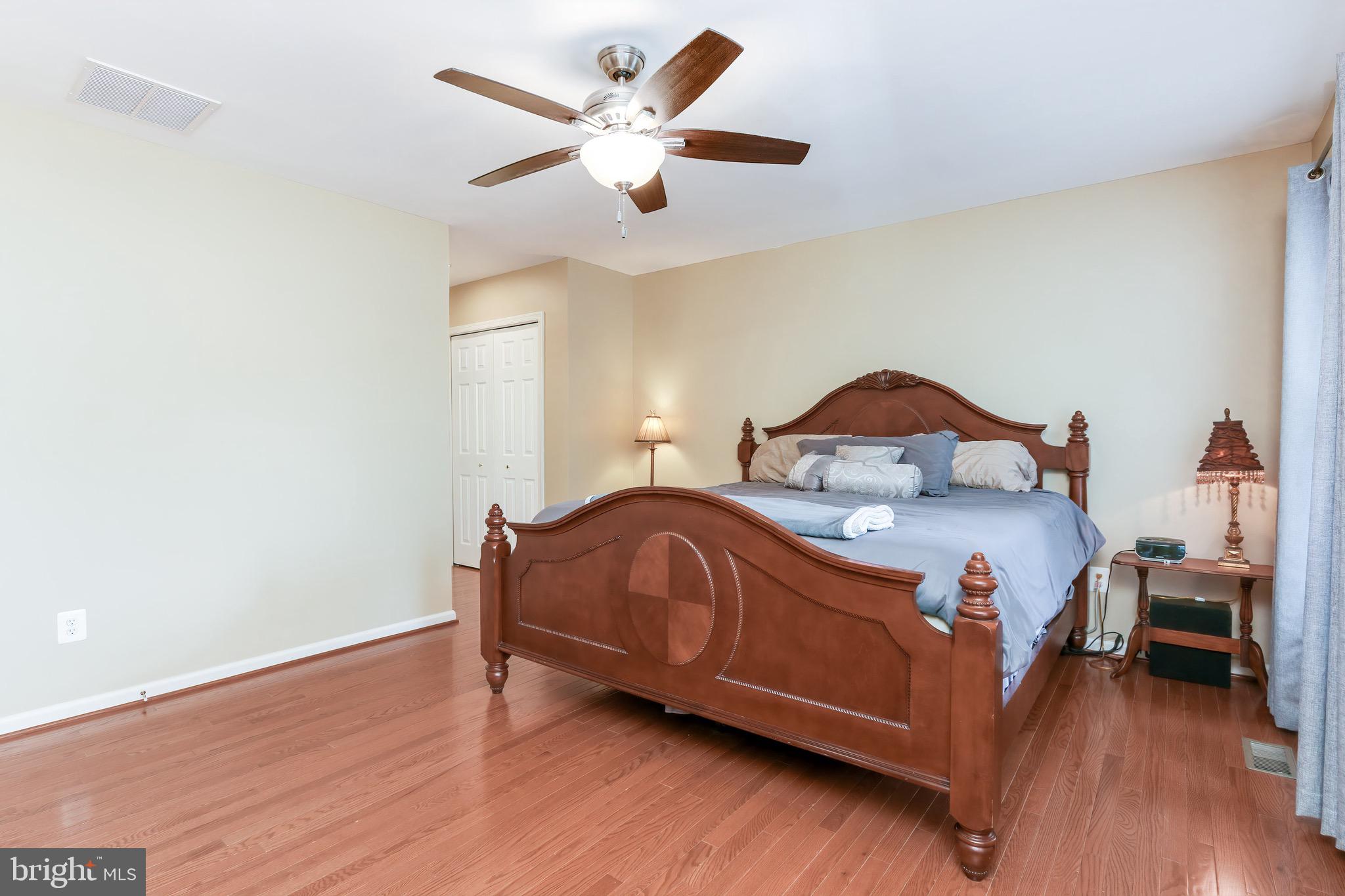 10 Cooper Run St